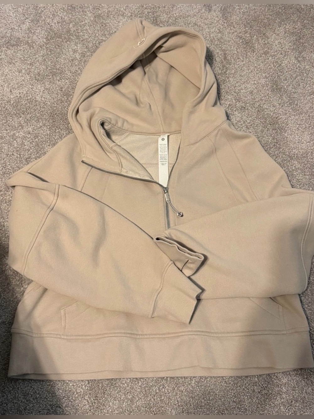 Lululemon cropped hoodie sz M/L